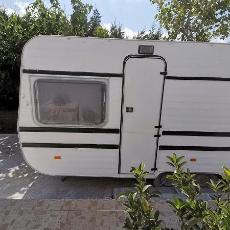 Hotel Green Garden Caravan Agrilia Exterior foto