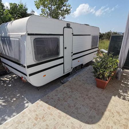 Hotel Green Garden Caravan Agrilia Exterior foto