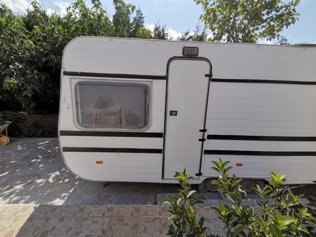 Hotel Green Garden Caravan Agrilia Exterior foto